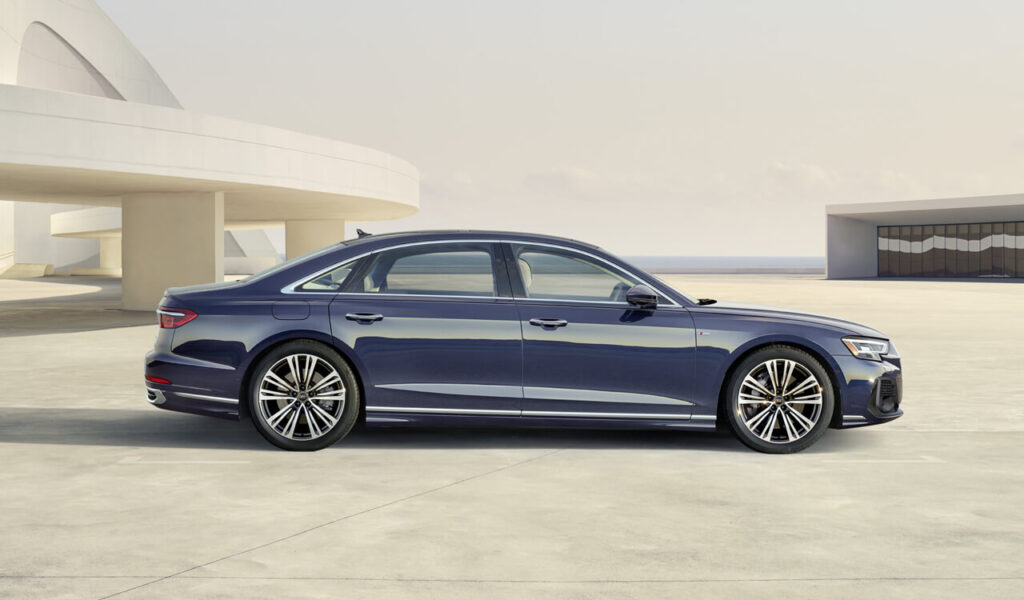 Audi A8 cars that come with bose speakers