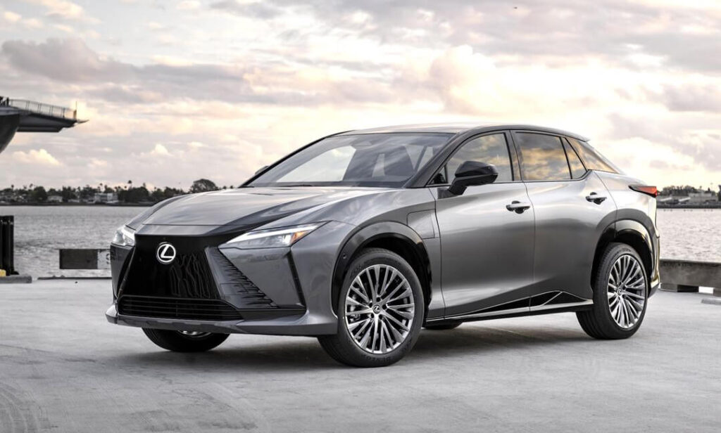 Lexus RZ