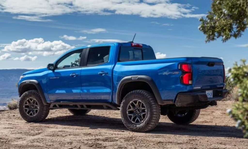 Extended cab