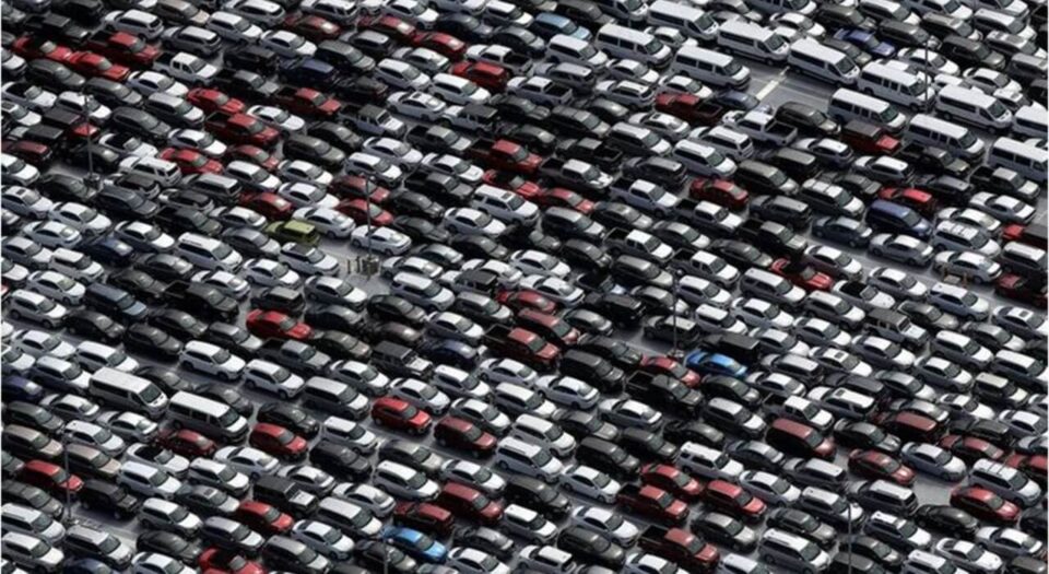 The Role of VIN Searches in the Used Car Market