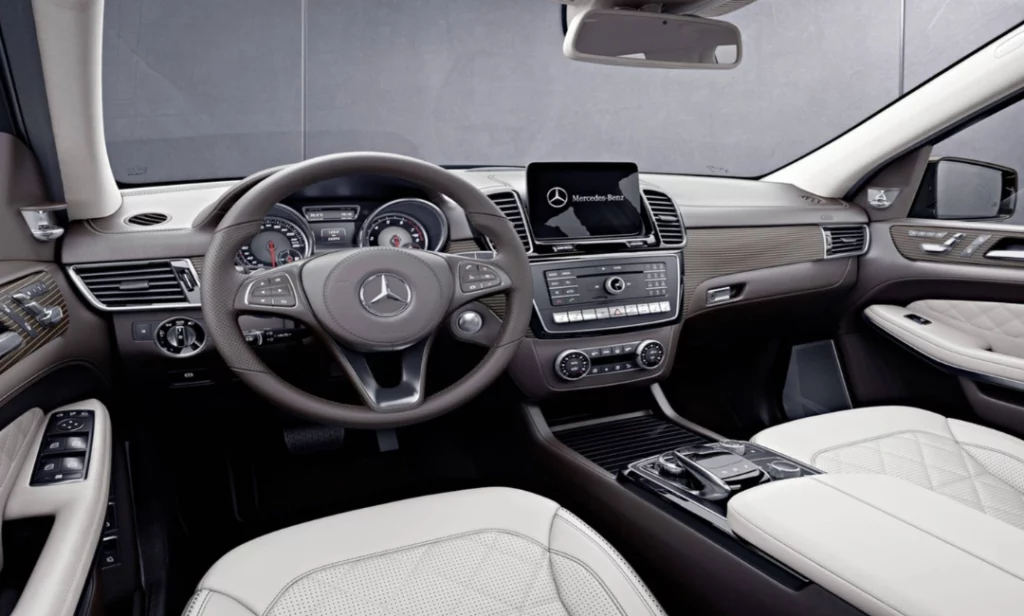 Interior & Technology of White Mercedes SUV